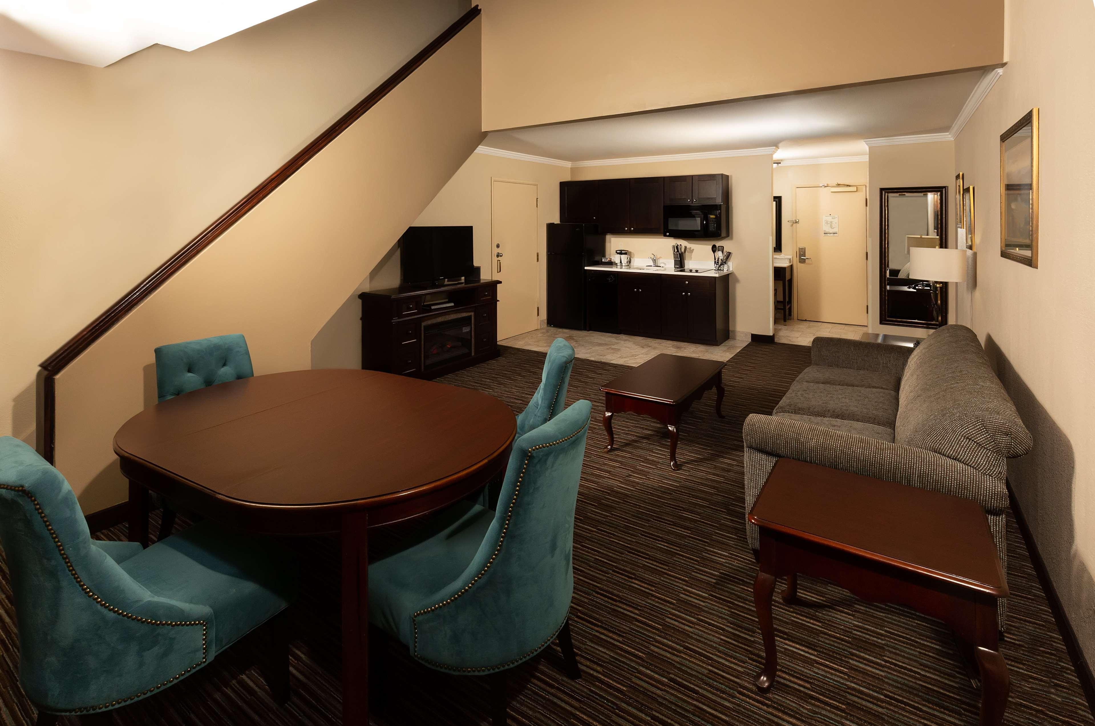 Best Western Plus Inn at the Vines Napa Exterior foto