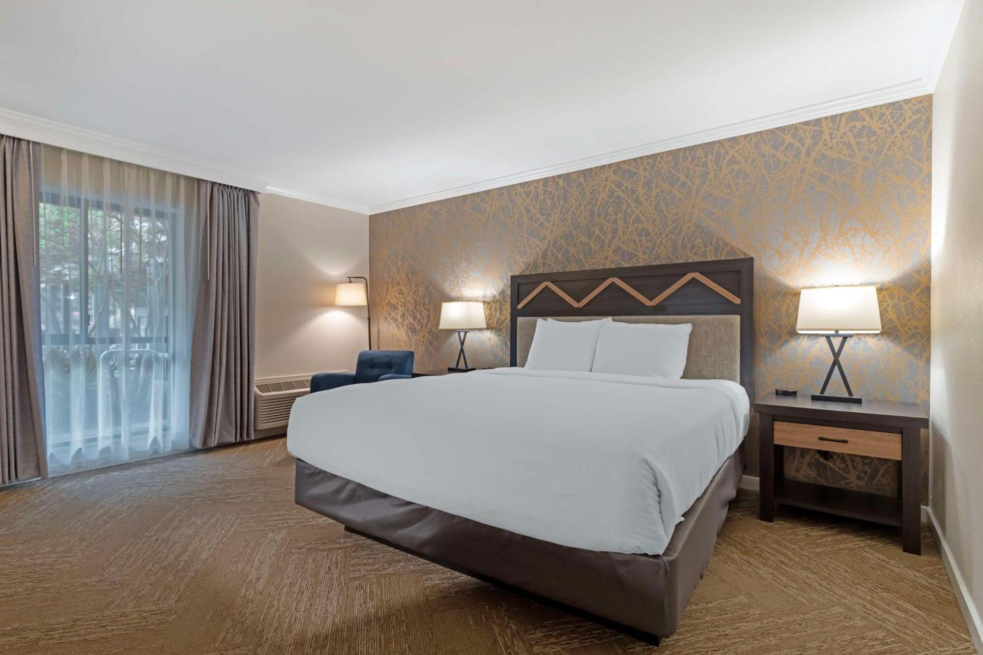 Best Western Plus Inn at the Vines Napa Exterior foto