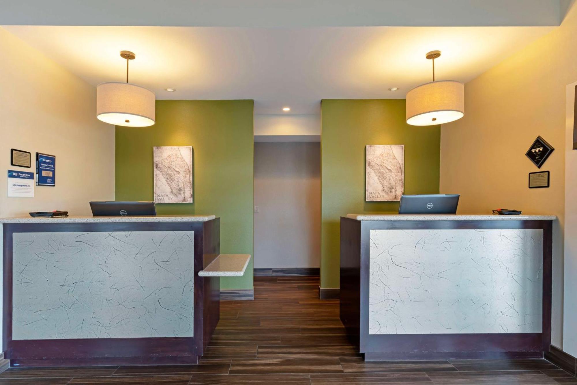 Best Western Plus Inn at the Vines Napa Exterior foto
